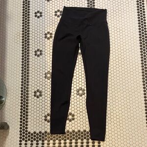 Lululemon wonder under BlackLeggings size 6
